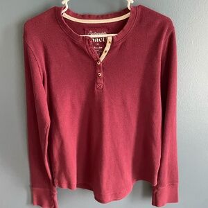 Pact Burgundy Henley